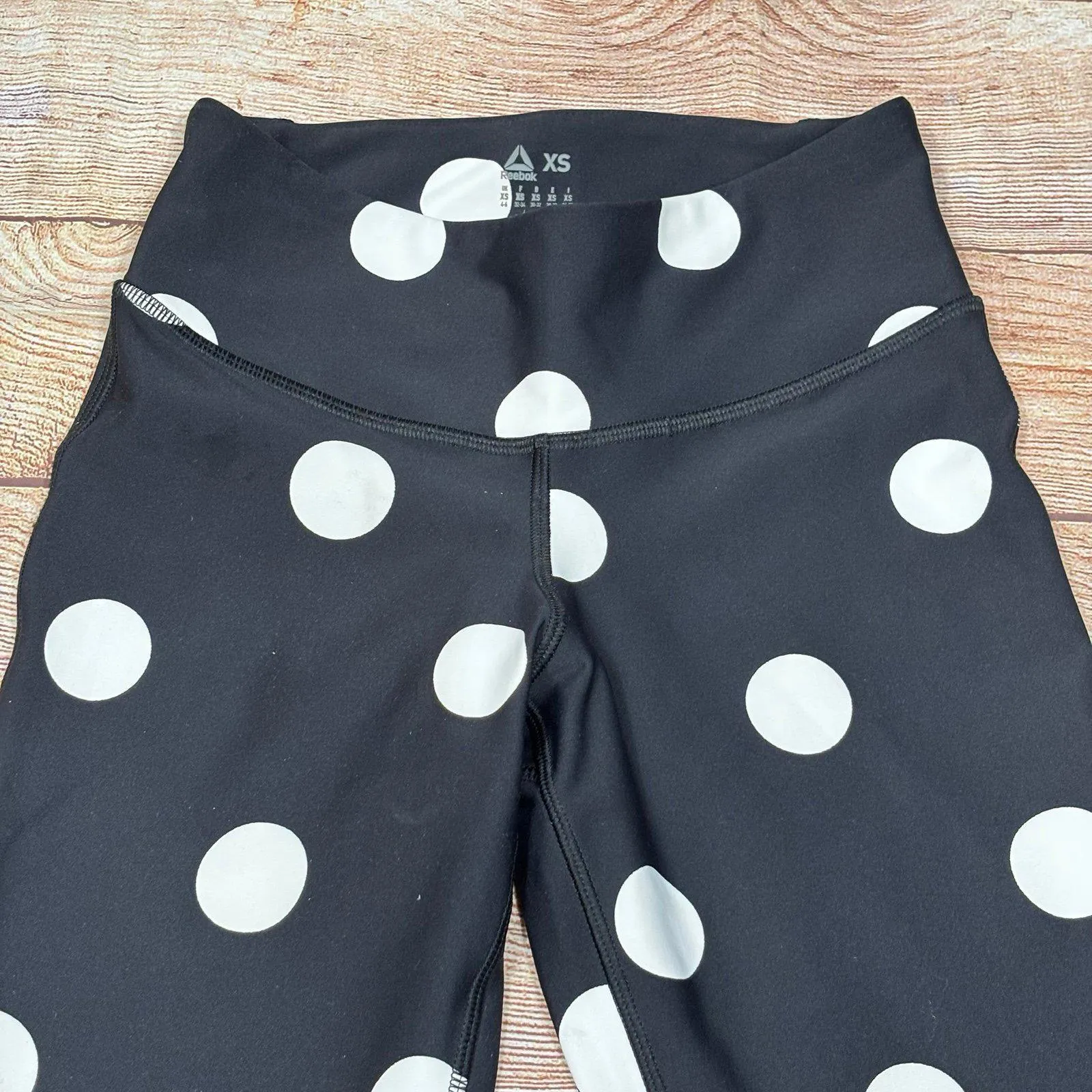 Reebok Women's Polka Dot Capri Leggings XS - Image 3