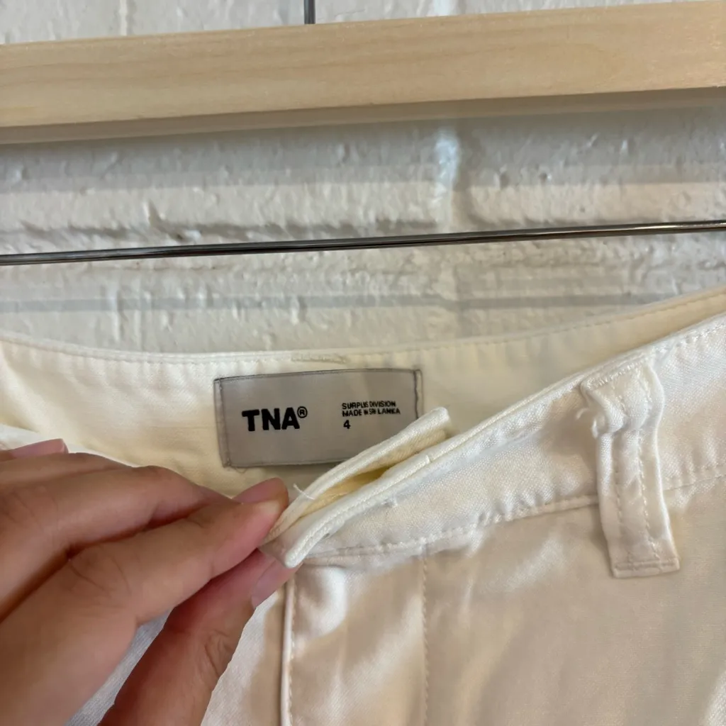 Aritzia TNA cargo style mini skirt in white - Image 3