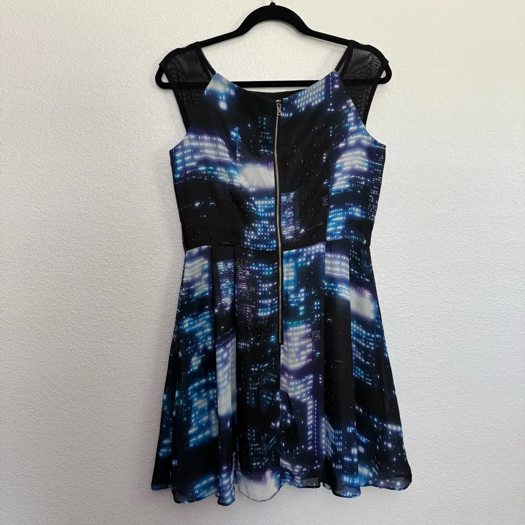 Milly Bella Cityscape Pleated Mini Dress Blue Black 8 - Image 3