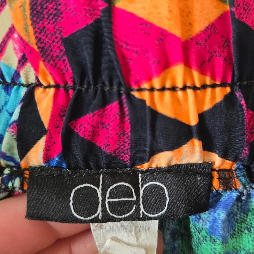 Vintage Y2K Deb 1X Geometric Aztec Print Shorts – High Rise, Elastic Waist Orange - Image 8