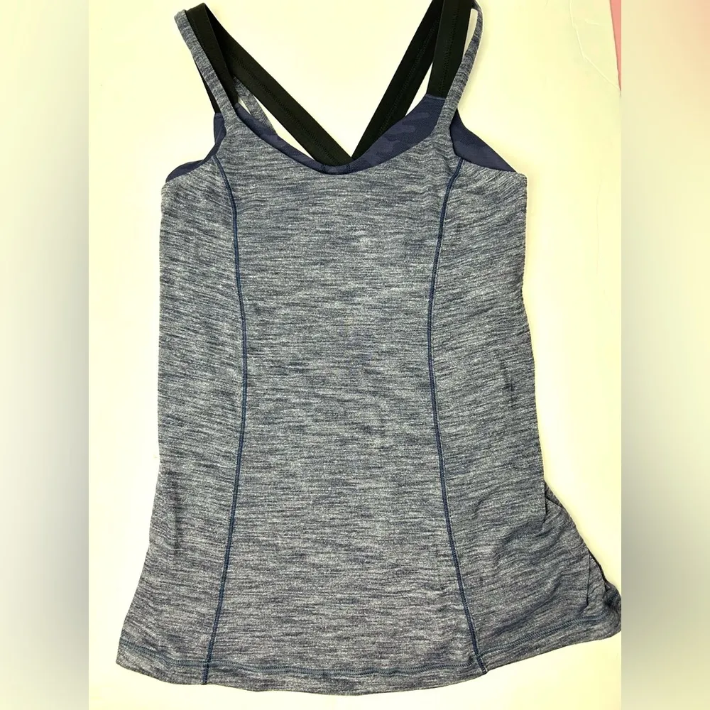 Lululemon Run for Gold Tank Top in Heathered Deep Navy Blue - Image 4