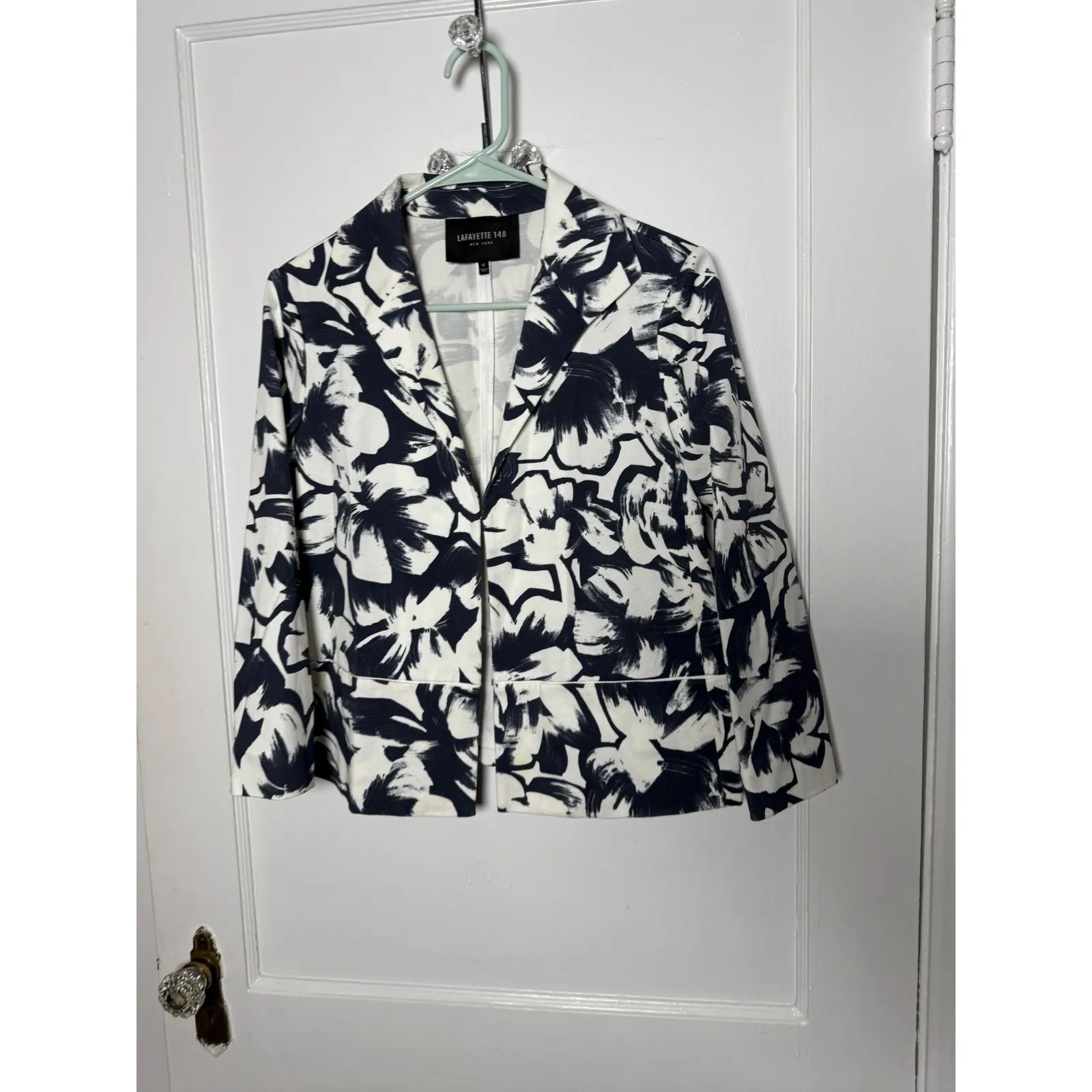 Lafayette 148 Navy Blue White Dressy Jacket Blazer Designer Women's Size 6 - Image 2
