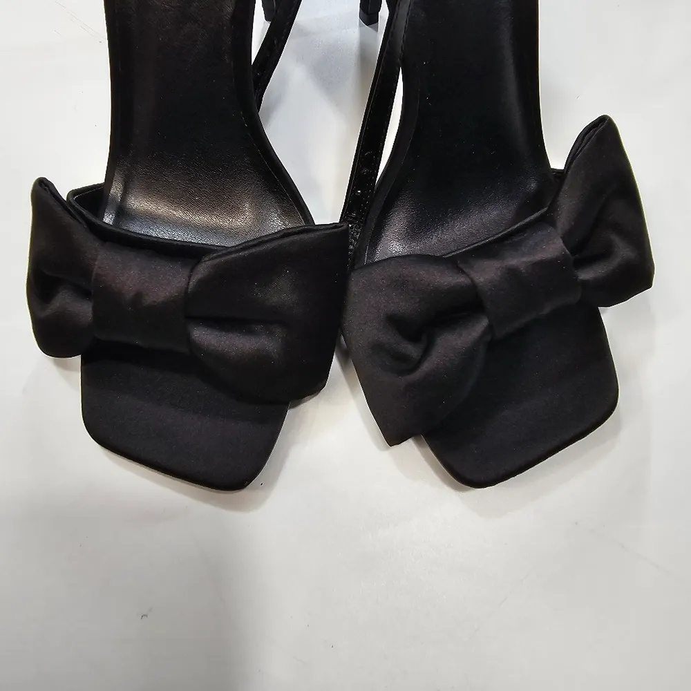 Steve Madden  Trusty Sandal in Black - Image 3