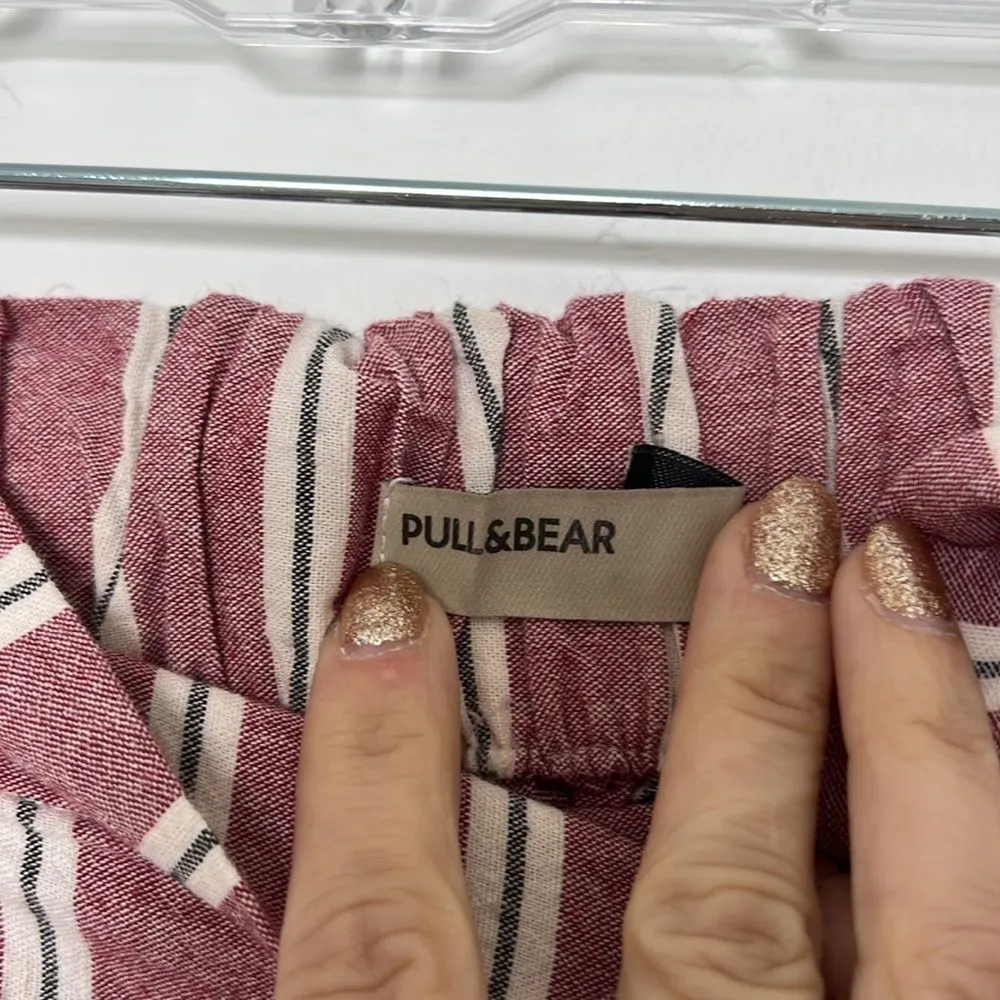 Pull & Bear Red White Striped Cropped Pants Size Medium - Image 2