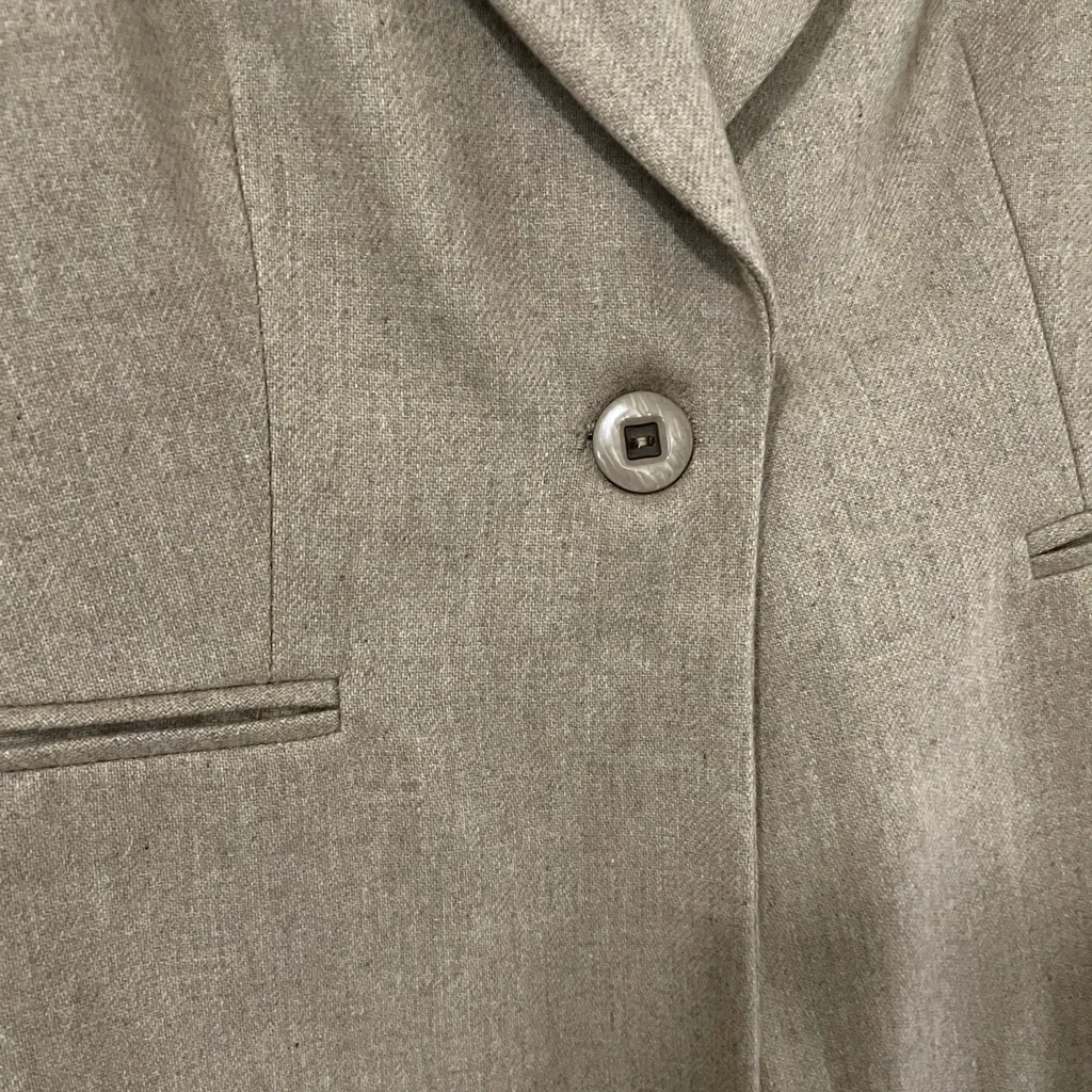 Classic Taupe Wool Blazer Sz 10 Tan - Image 4