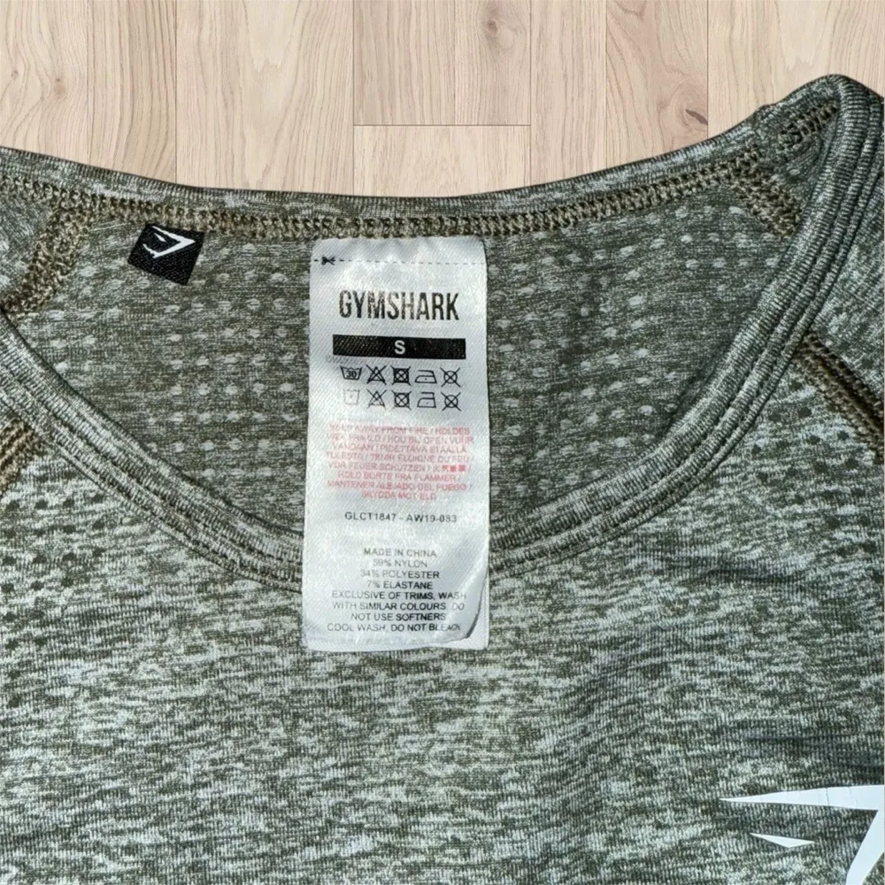 Gymshark Crop Top Womens Small Vital 2.0 Seamless Long Sleeve Green Gym Workout - Image 3