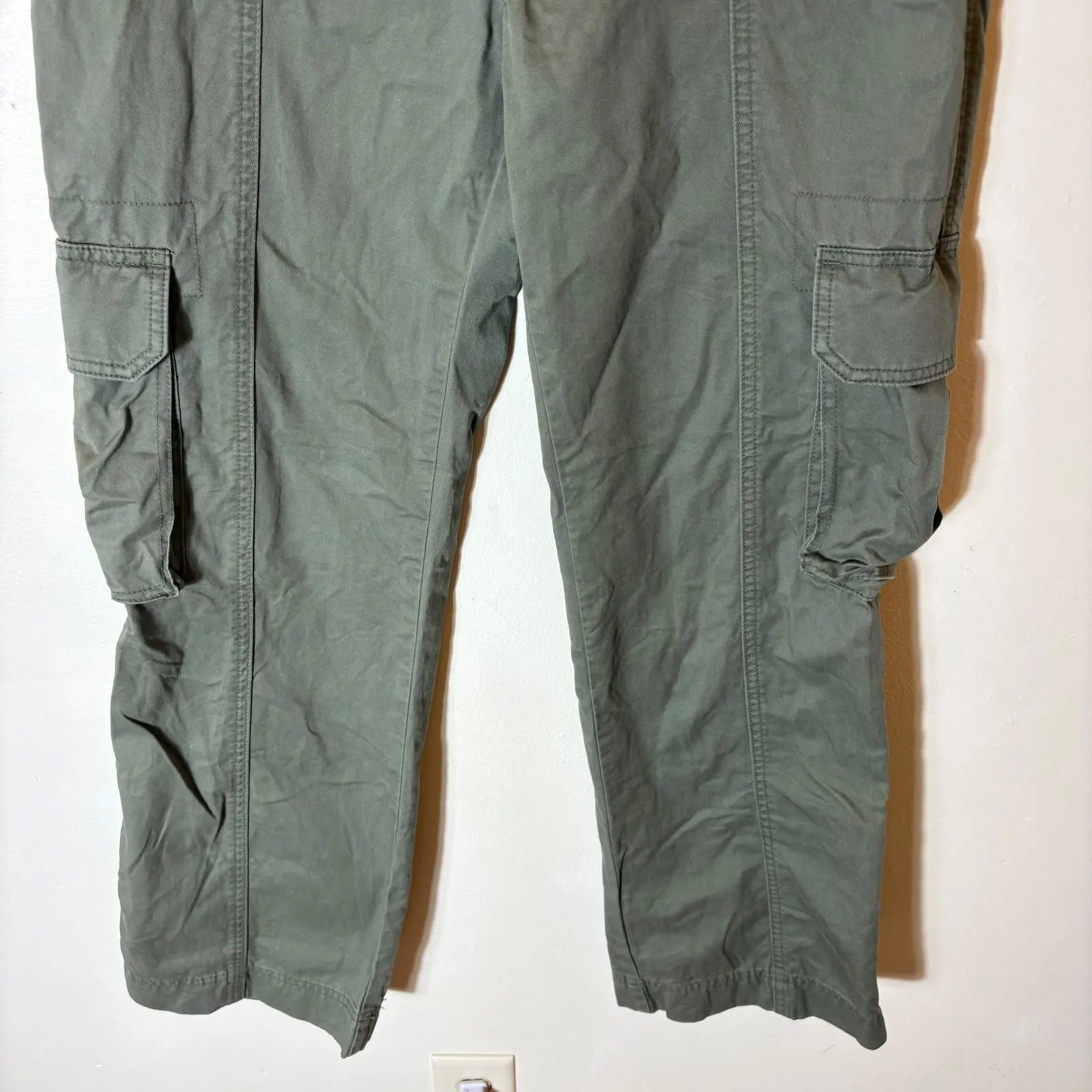 Abercrombie & Fitch Cargo Pants Olive Green Utility Pockets Straight Leg Size 27 - Image 3