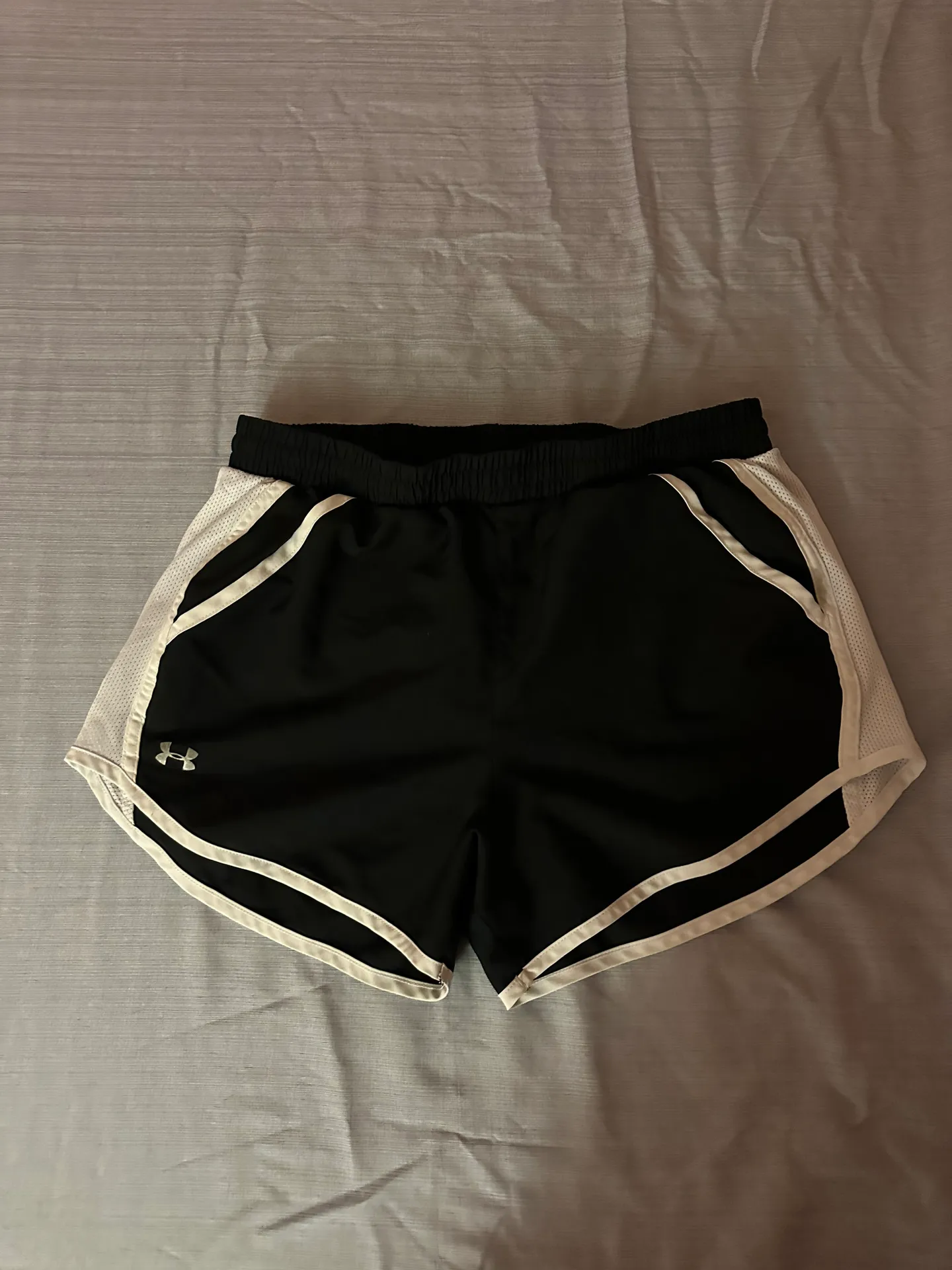 Under Armour Under Armor Shorts - Image 2