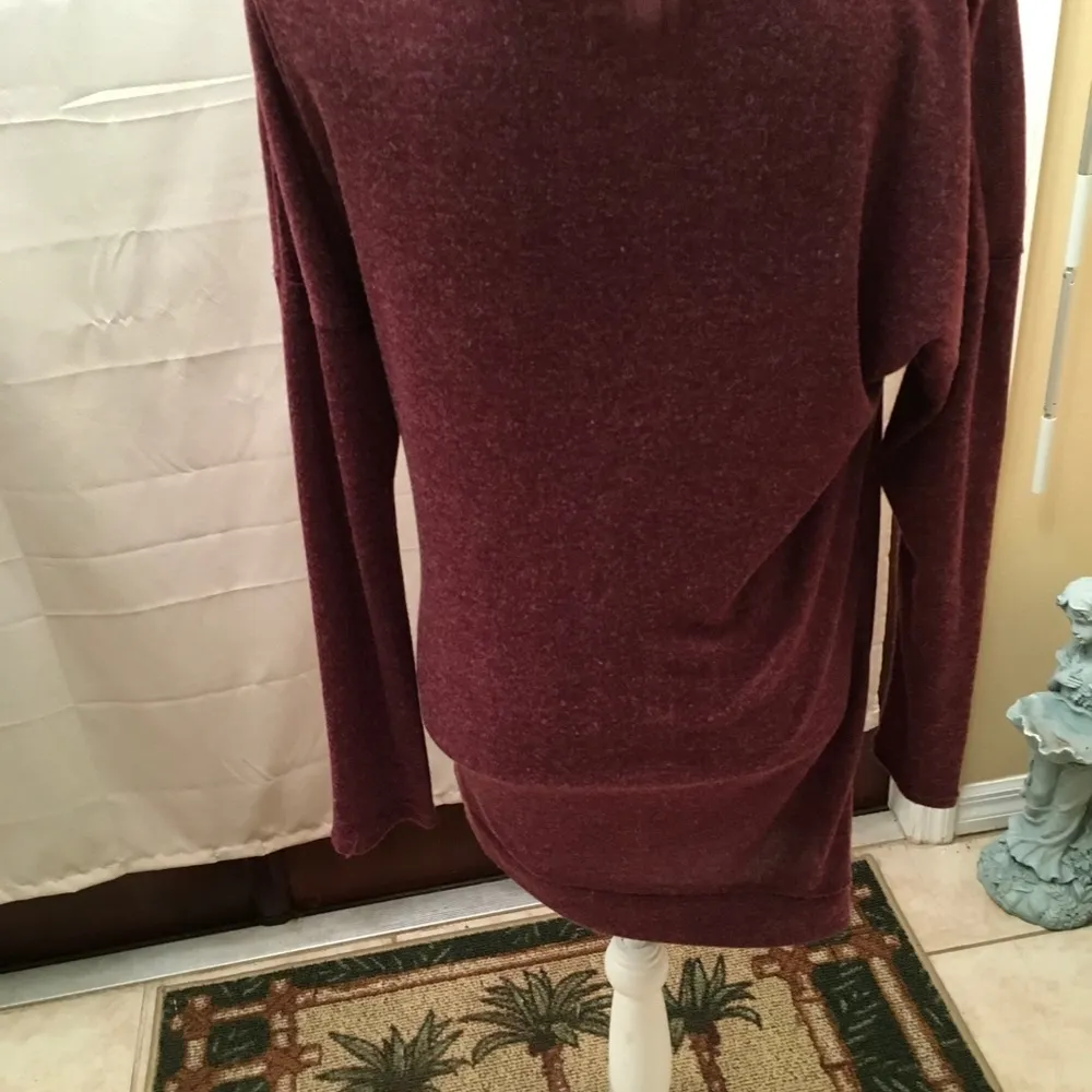 Twenty Second long sleeve light sweater Top - Image 2