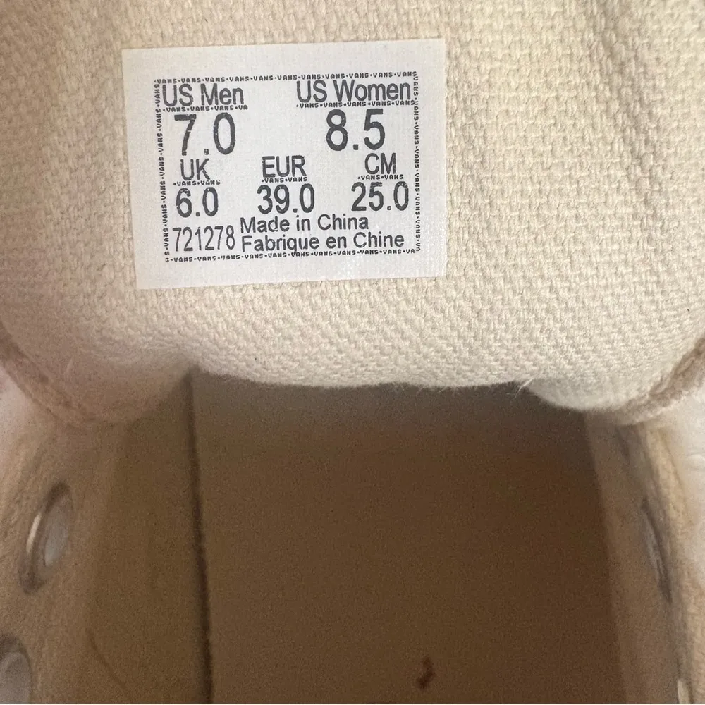 Vans Old Skool Sherpa Faux Fur Rare White Cream Sneakers - Image 7