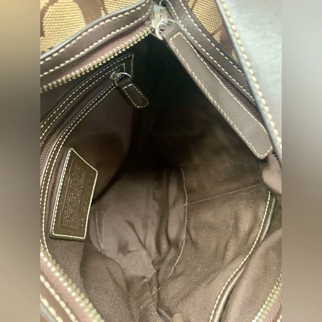 Coach Jacquard w/leather trim Vintage ‘05 6076 Signature Duffel/Bucket Bag - Image 15