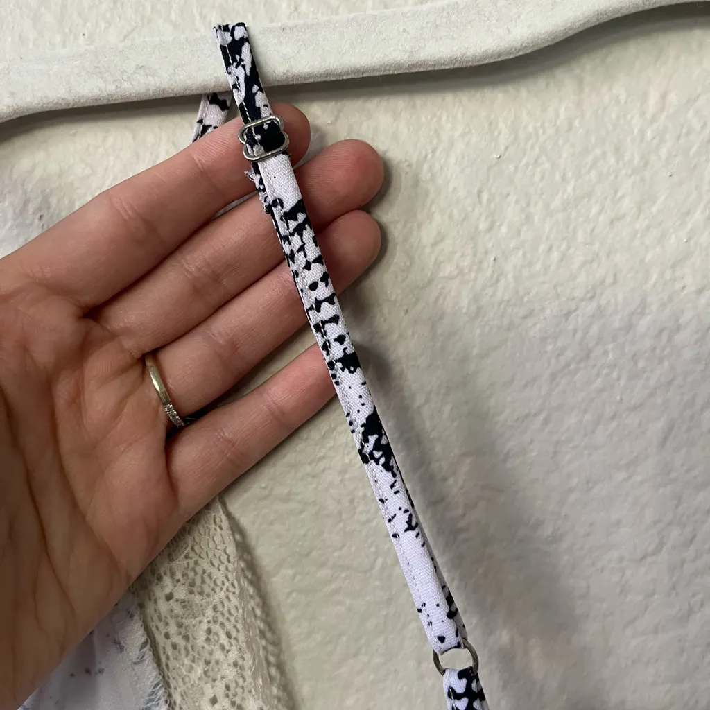 Boutique Python Snake Lace Accent Cami Tank Top Womens Size Medium White - Image 8