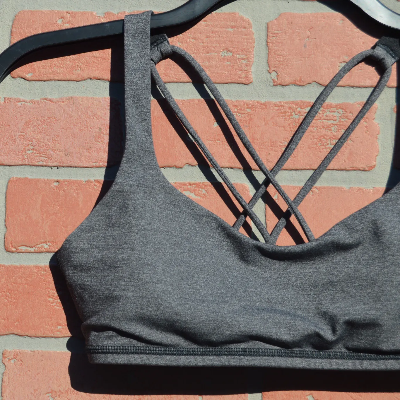 Lululemon Heathered Black Free To Be Bra Size 6 - Image 6
