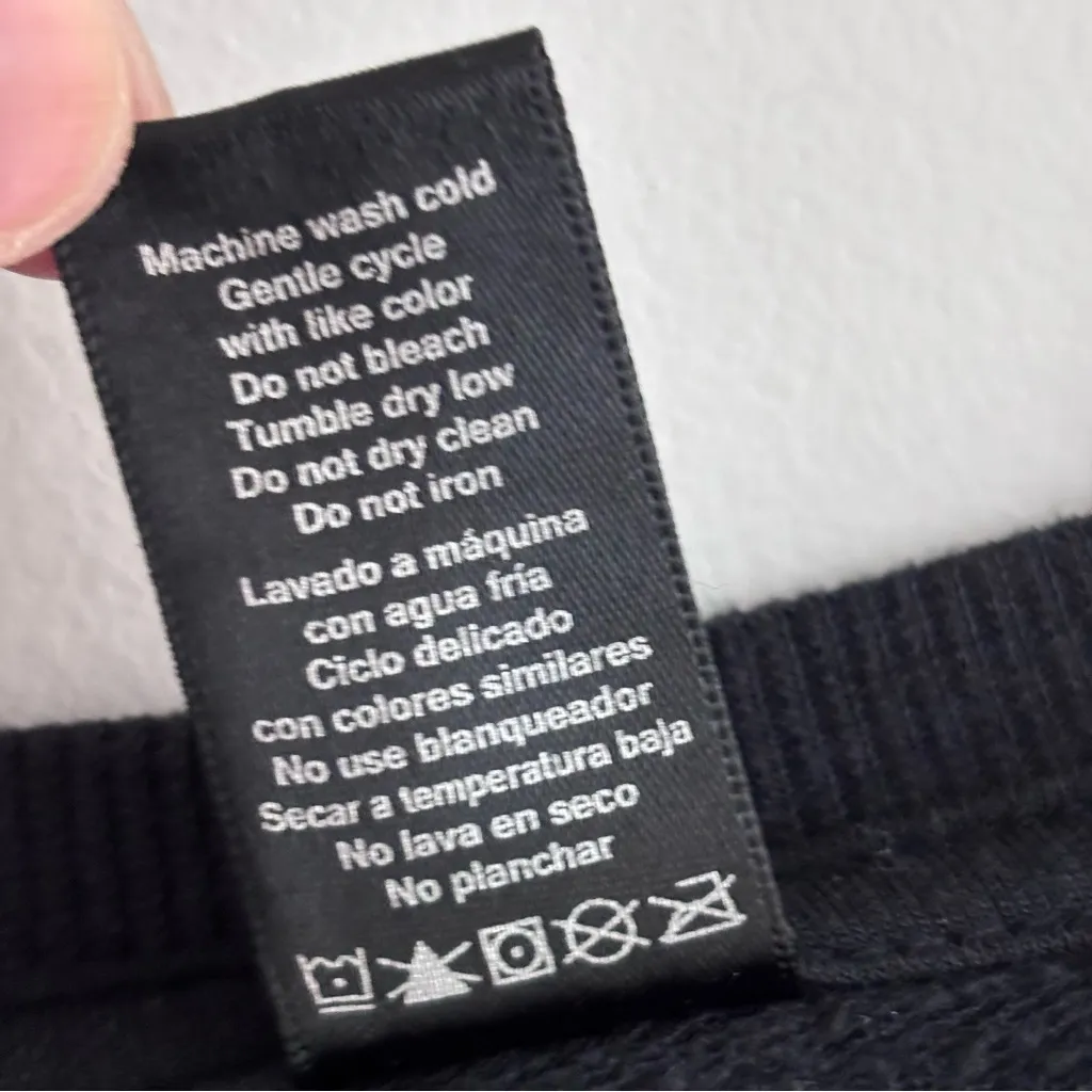 Active Life size S/M oversized black Long Sleeve soft sweatshirt - Image 4