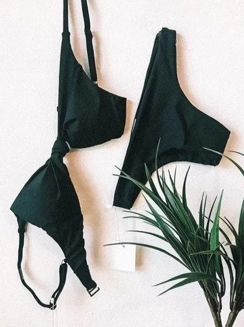 Ama Bikinis Black Knot Bikini Top Size L - Image 2