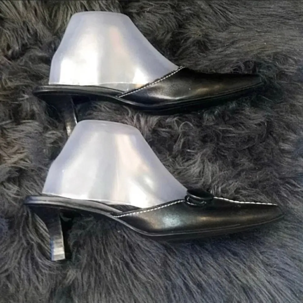 Nicole alpha black leather slip on block heels Size 8 - Image 3