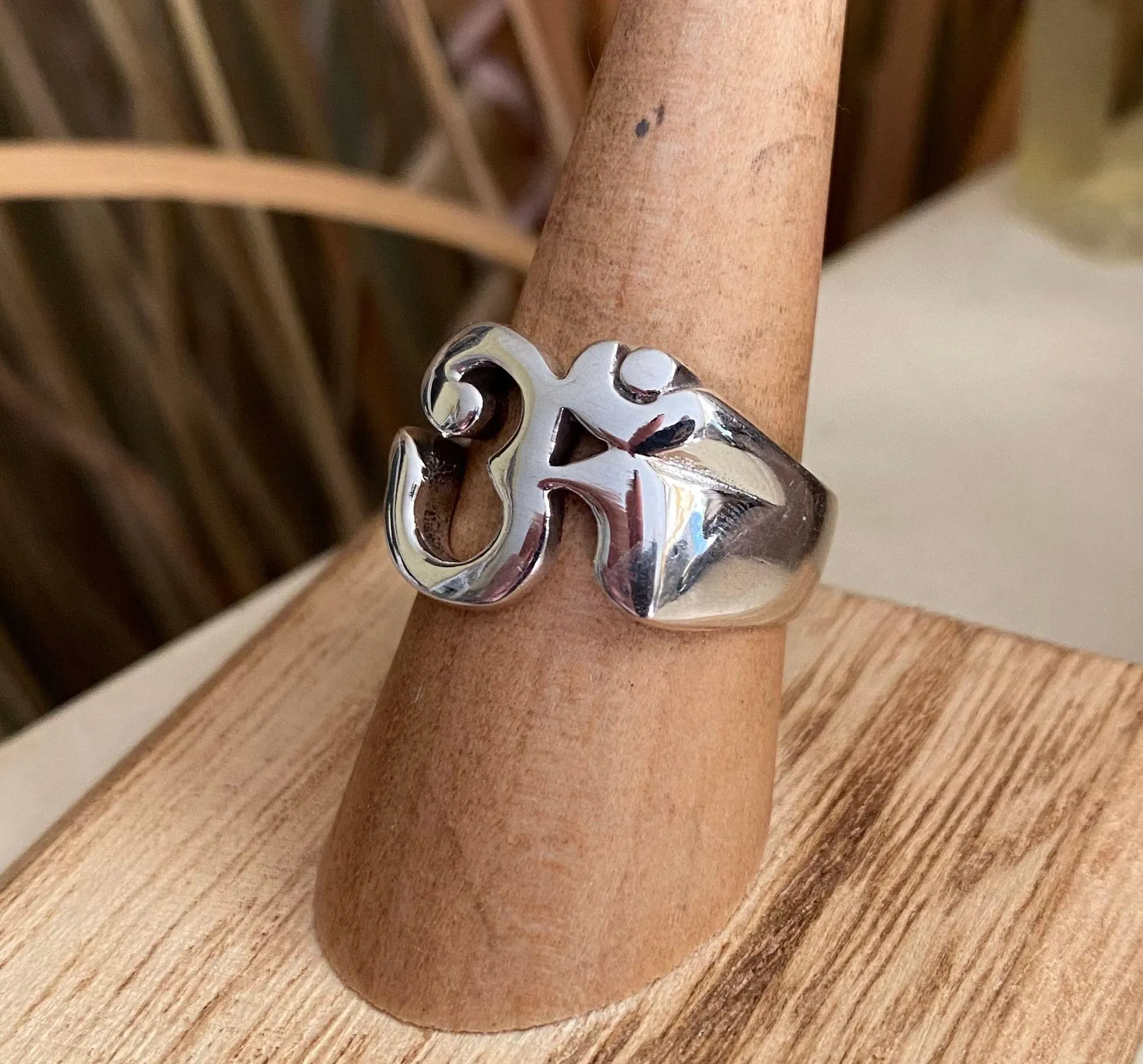 Sterling Silver High Polished Om Sign Ring Sizes 8,9 - Image 2