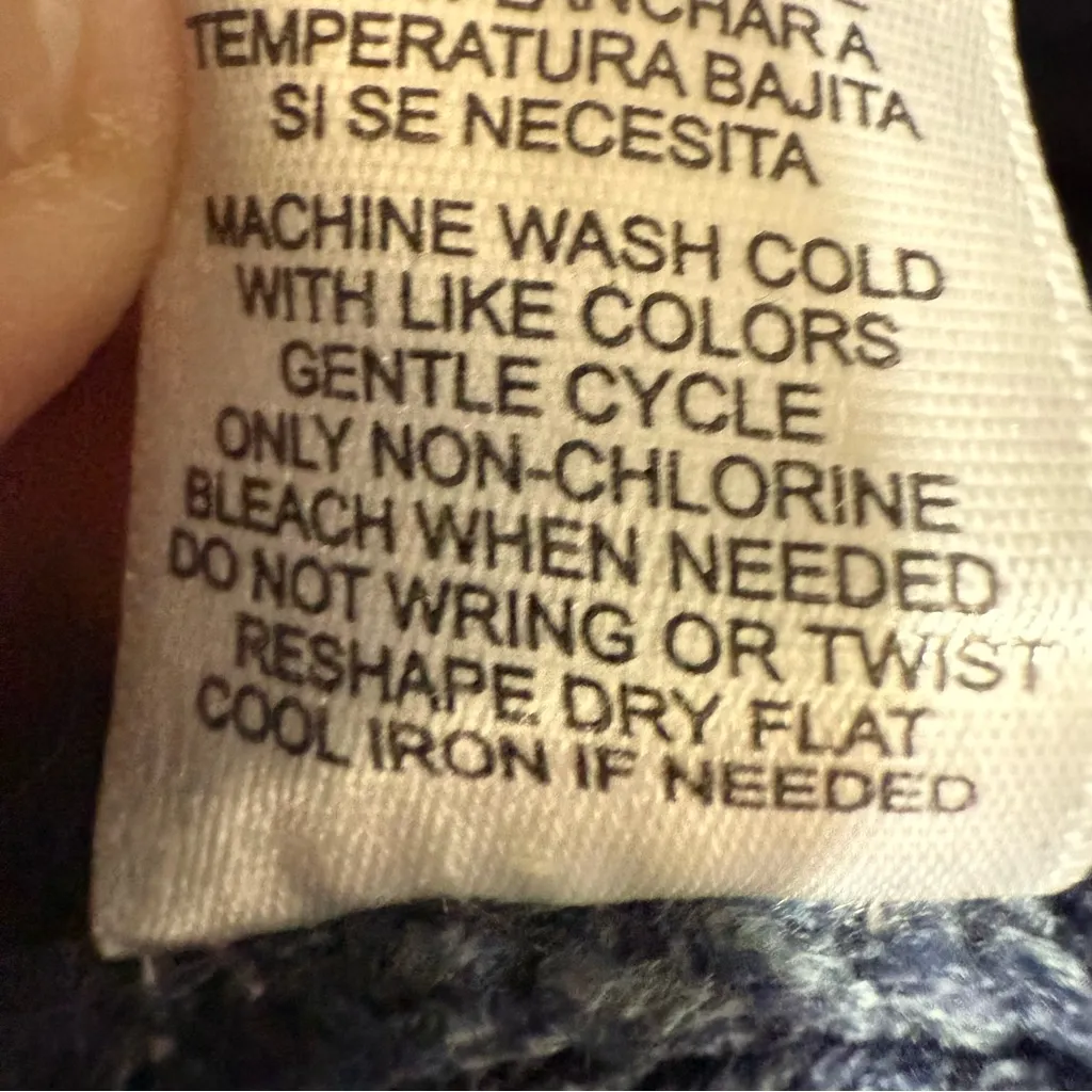 Y2K Daisy Fuentes Women's Blue Knit Sweater w/Front Pocket Size XS - Image 8