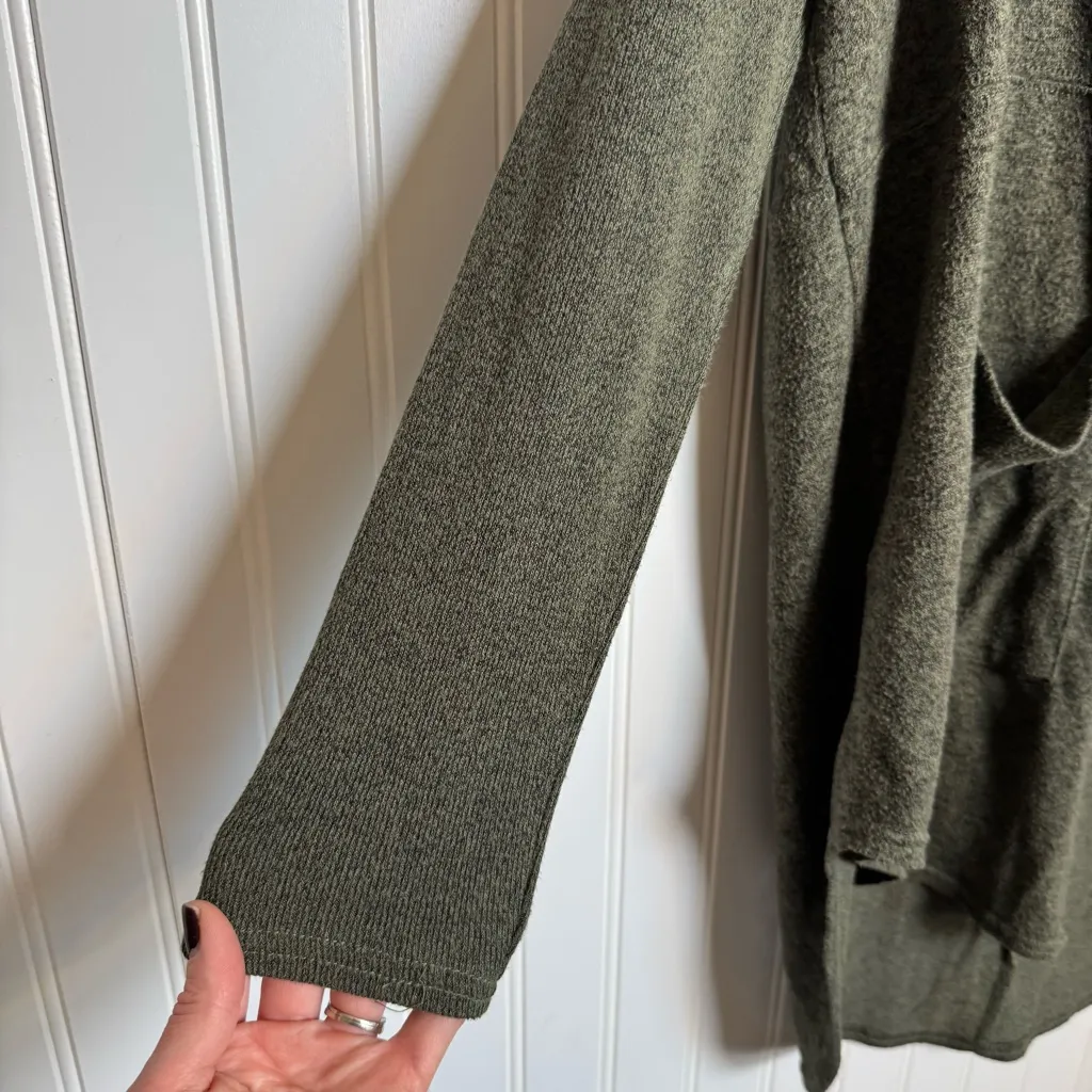 Out From Under Urban Outfitters Green Hooded Open Cardigan Women’s Size Small - Image 3