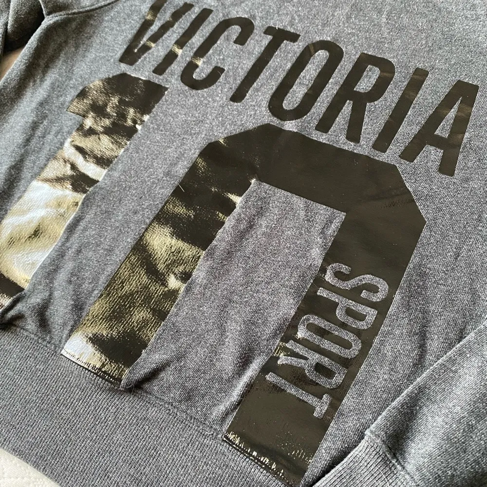 Victoria’s Secret VSX Sport Perfect 10 Gray Hoodie Sweatshirt Jacket Size Small - Image 4