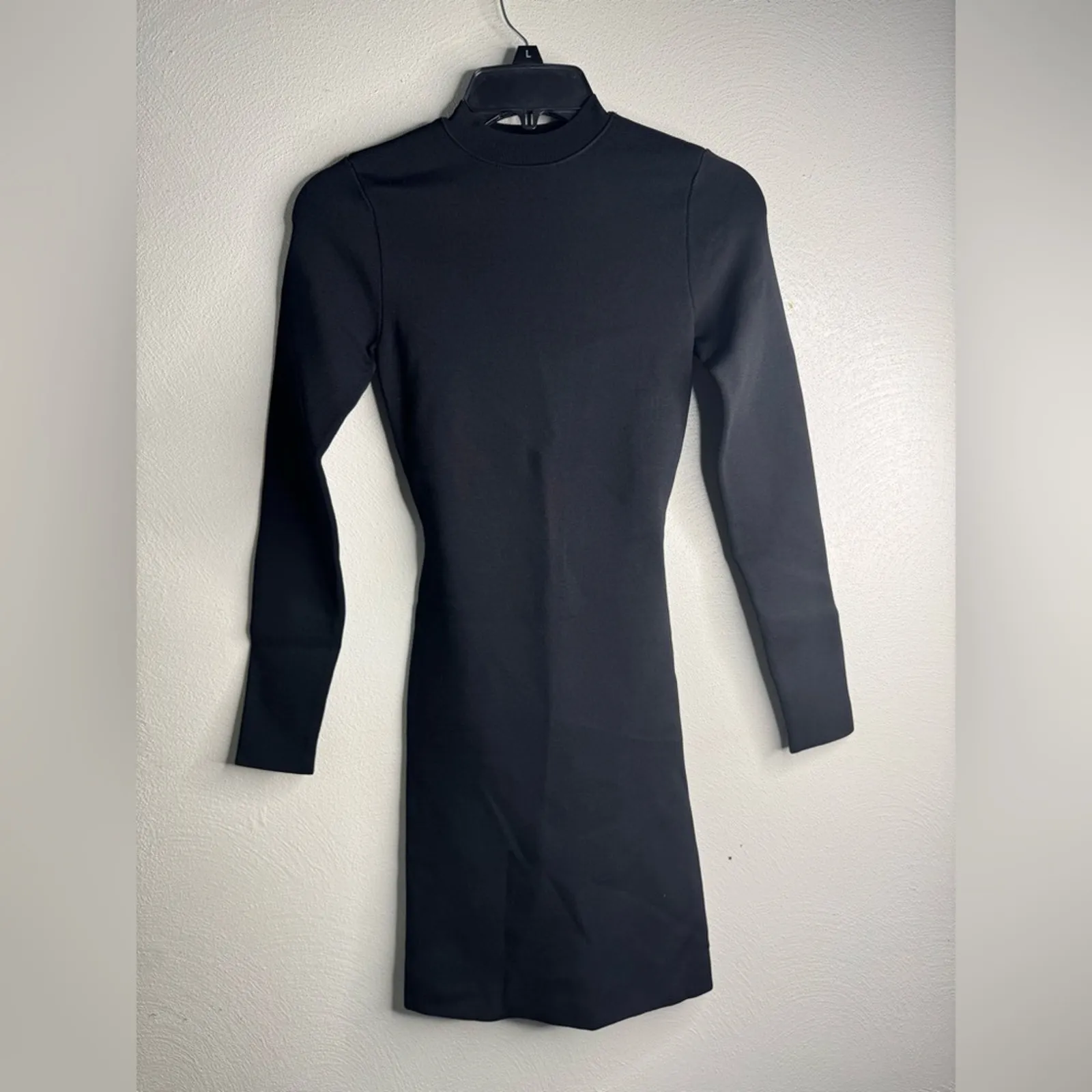 Alice + Olivia Estelle Twist Black Long Sleeve Bodycon Dress - Image 4