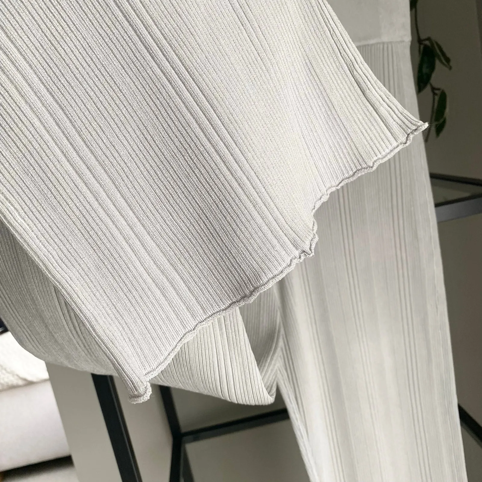 NWT Everlane Rib Knit Flare Pants - Image 2