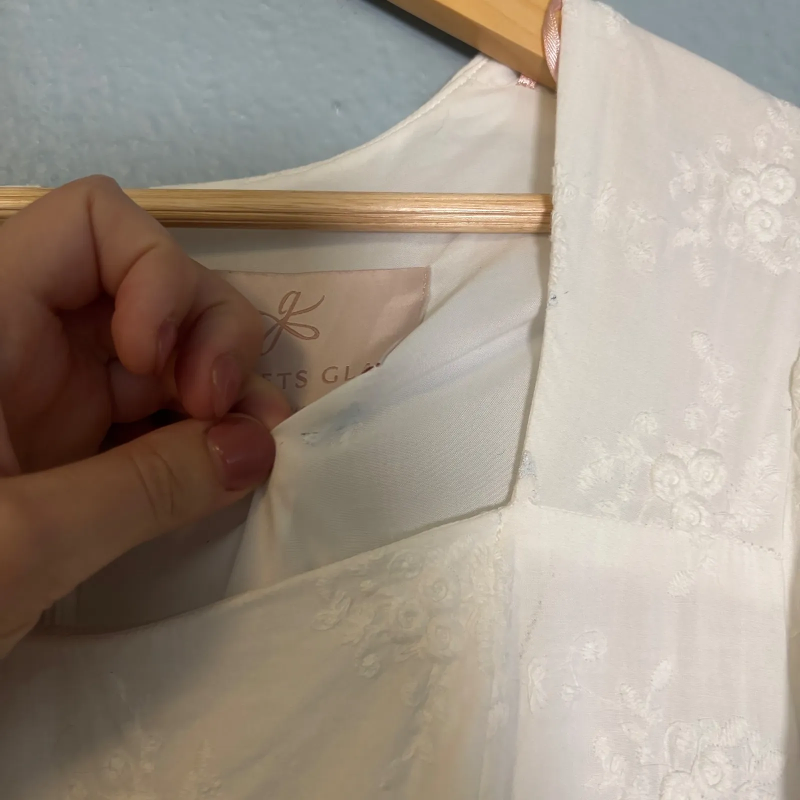 Gal Meets Glam Violetta White Embroidered Midi Dress‎ Size 12 Petite Party Grad - Image 6