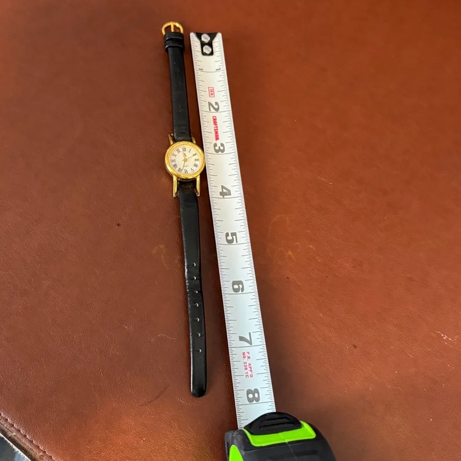 Vintage Avon black Leather gold tone case Roman Numerals Quartz Analog Watch - Image 4