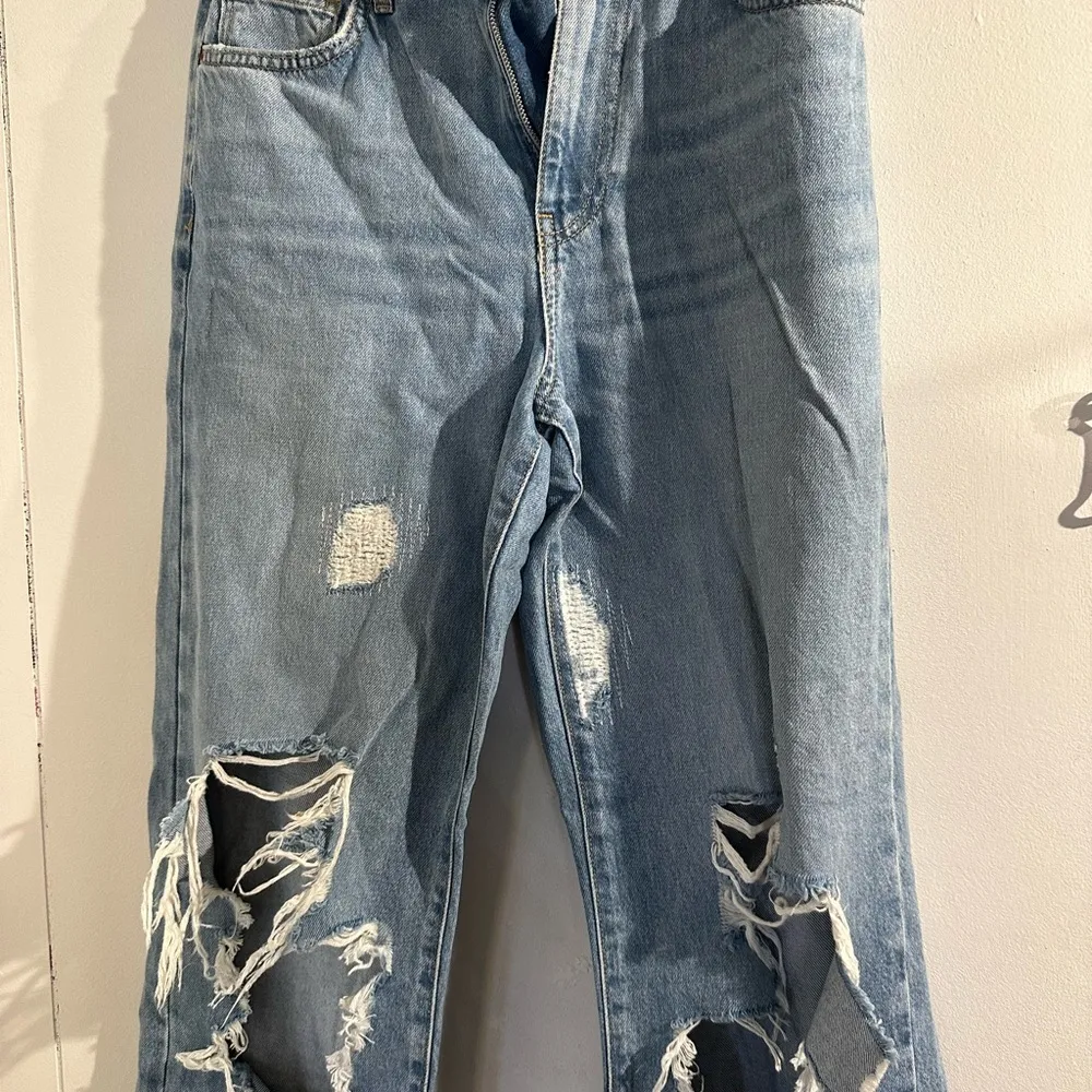 Forever 21 Light Blue Distressed Straight Leg Jeans - Image 2