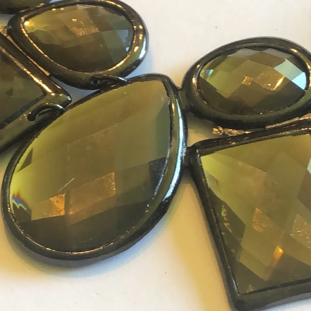 Black & Green Huge Stones Funky Boho Statement Necklace - Image 5