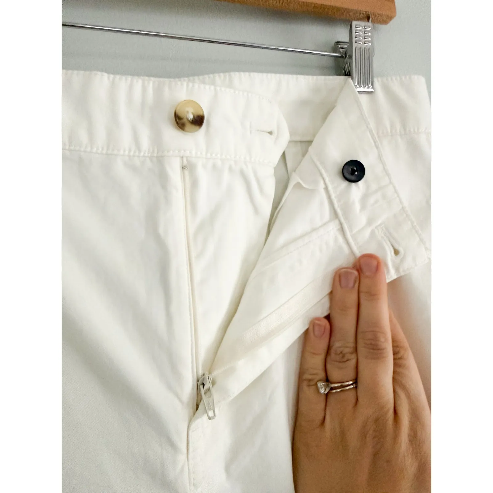 Madewell | NWT The Barrel-Leg Utility Pant in Garment-Dyed Twill in White | Sz 2 - Image 6