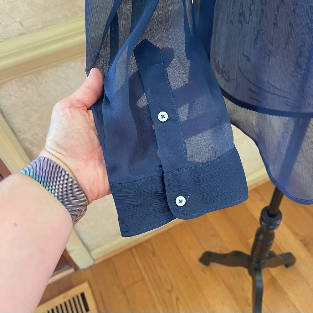 Abercrombie Fitch Women BLUE Chiffon Roll Tab Button Up Shirt Sheer Blouse Top M - Image 5