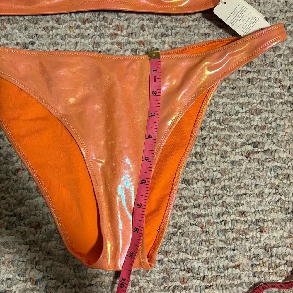 NWT Aerie Orange Chrome Bikini Bandeau- Size Large - Image 4