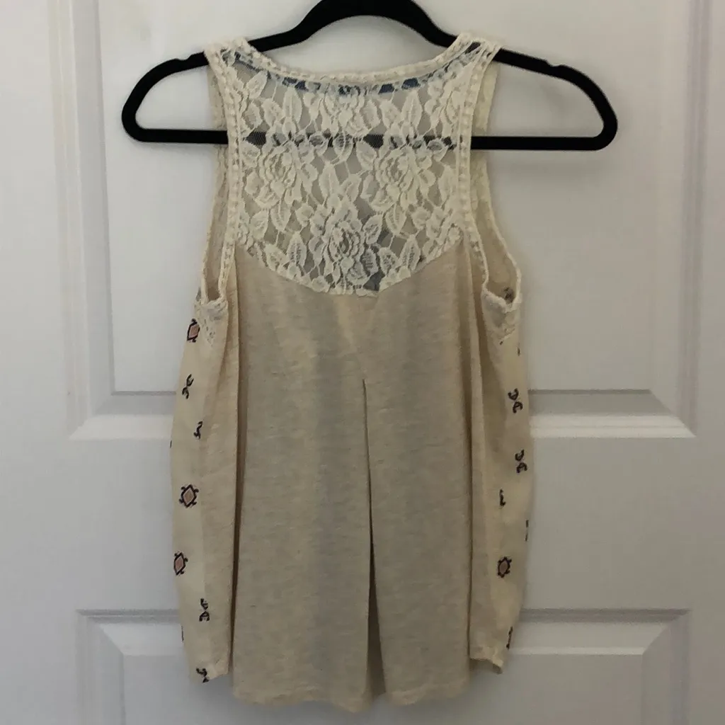 Skylar & Jade Aztec Pattern Tank Top Medium - Image 2