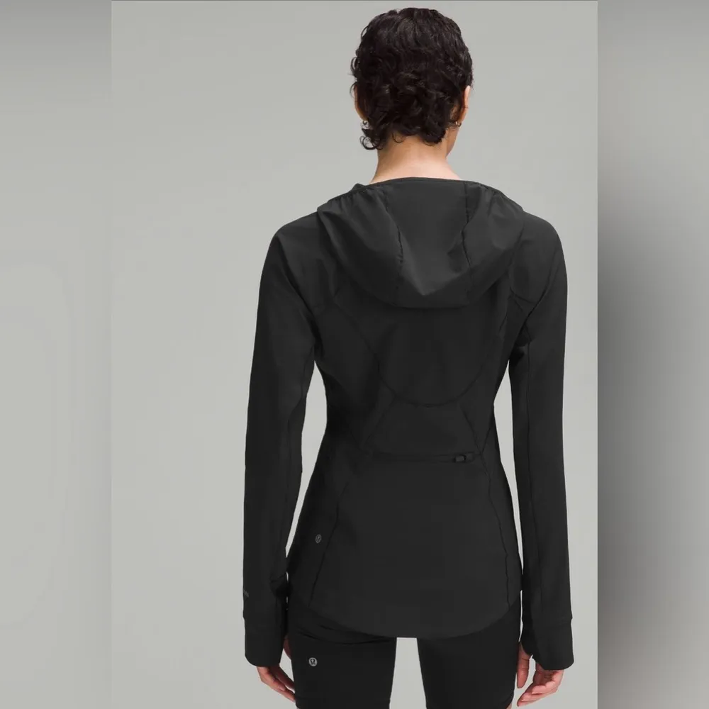 Lululemon  MIST OVER WINDBREAKER - Image 3