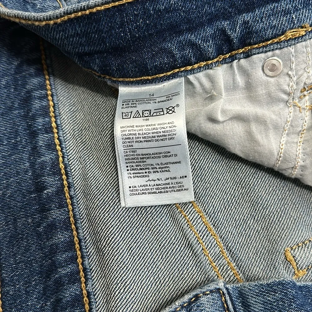 Old Navy Sky High Button Fly Cuffed Jean Short Size 14 NEW 5” Inseam - Image 7