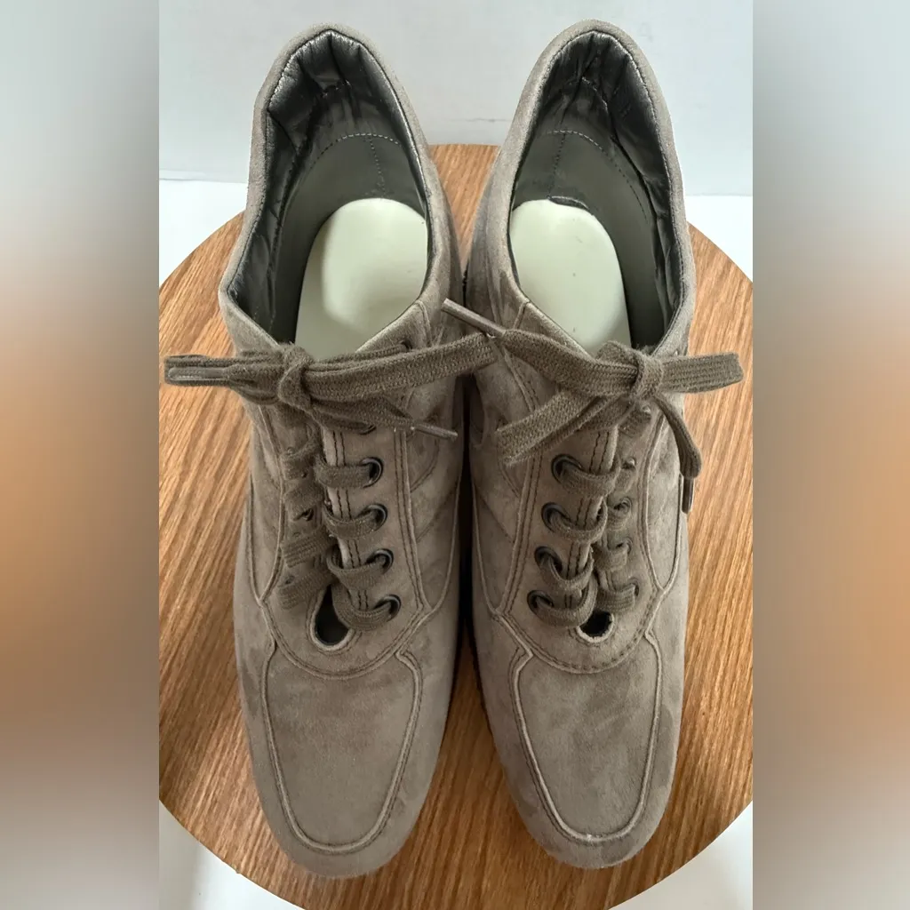 Hogan Women’s Light Solid Grey Low Top Interactive LaceUp Trainer Sneakers Gray Size 9 - Image 10