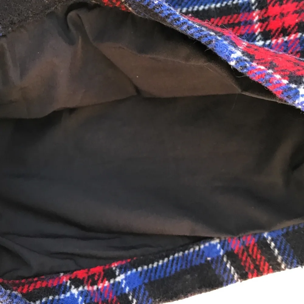 Hollister Plaid‎ Shorts - Image 3