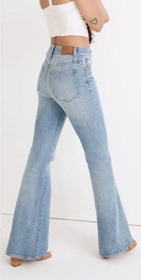 Madewell Tall Perfect Vintage Flare Jeans Light Wash - Image 2