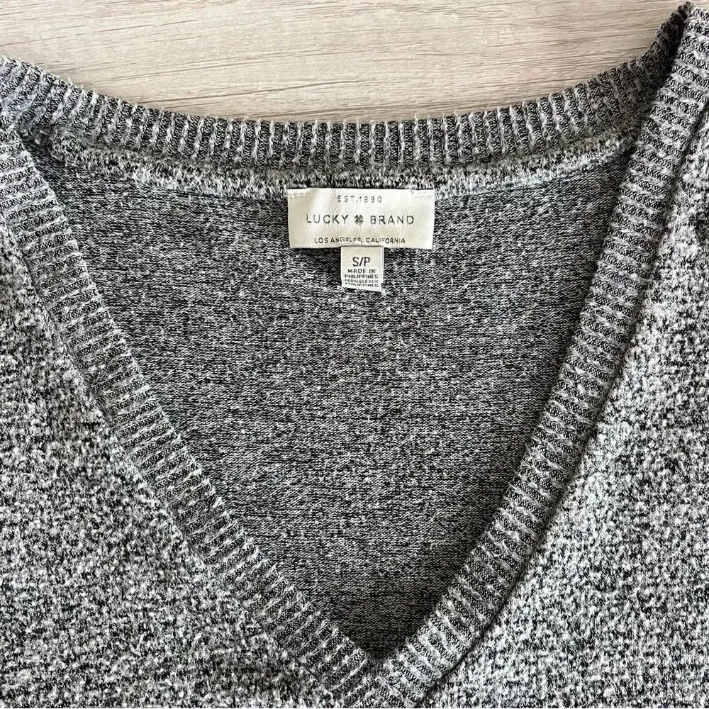 Lucky Brand V-Neck Tunic Long Sleeve Pullover Size Small - Image 4