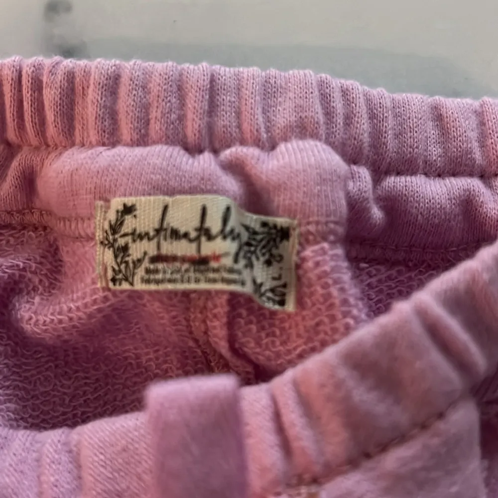 NEW  Intimately Pink Shorts, Size L New w/o Tag - Image 3