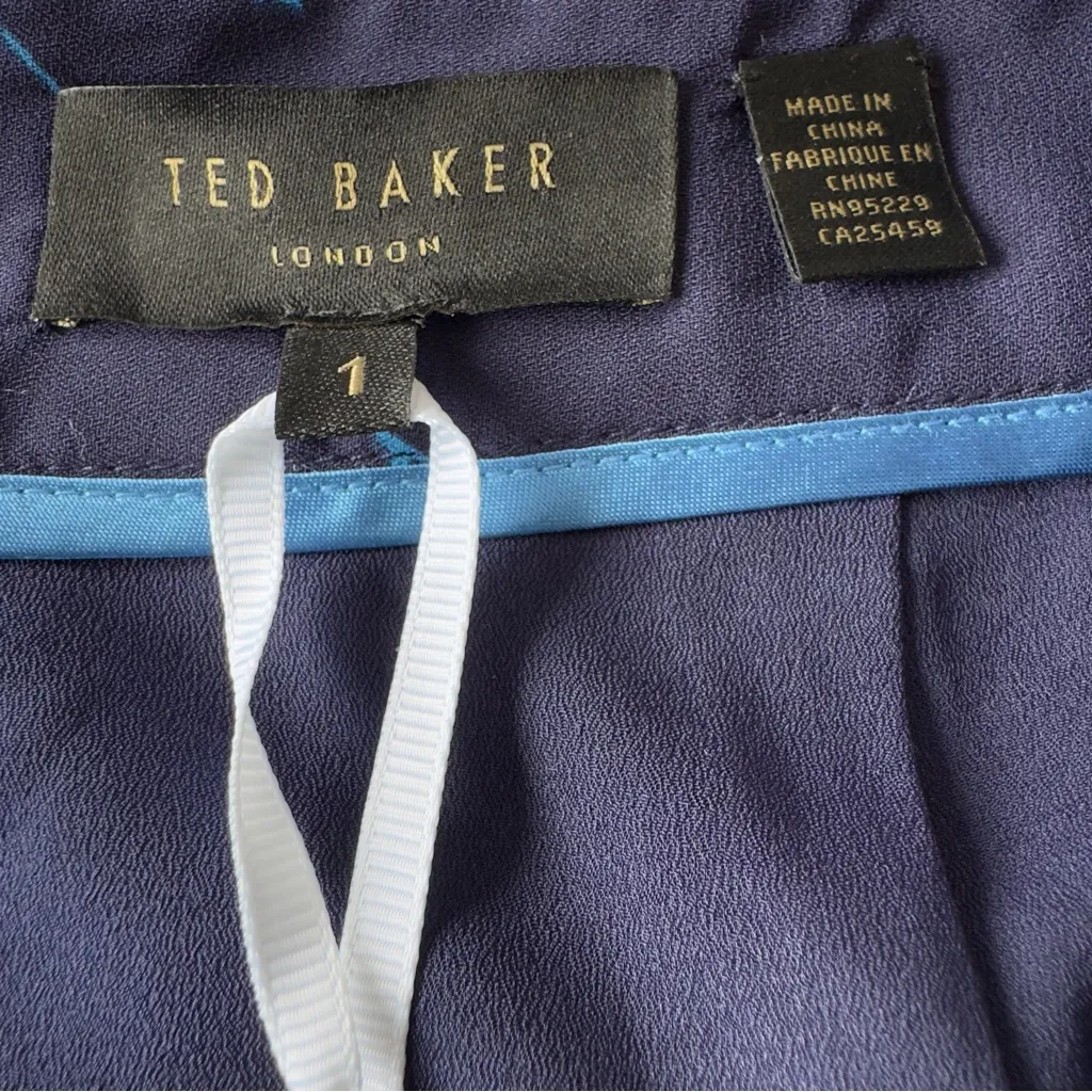 Ted Baker Selaah Bluebell Side Slit
Floral Lined Midi Skirt Size 0-2 - Image 6