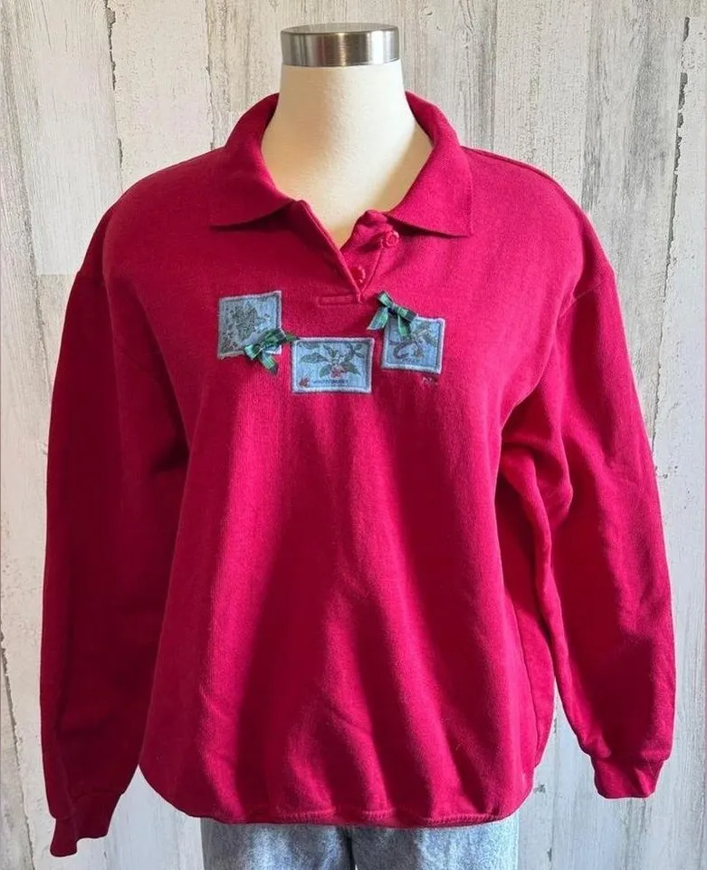 Vintage Pullover Sweatshirt Large Winterberry Holly whimsical unique Christmas - Image 1
