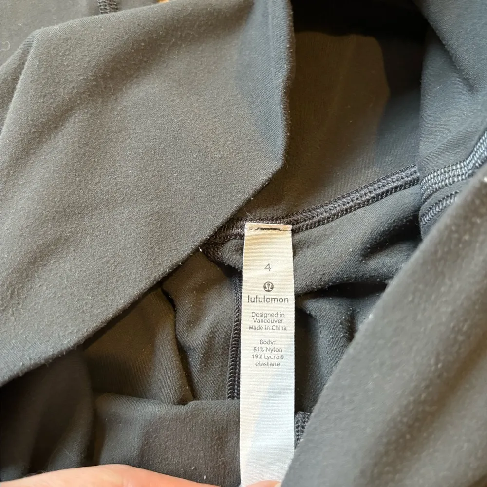 Lululemon Align Cropped Leggings - Image 4