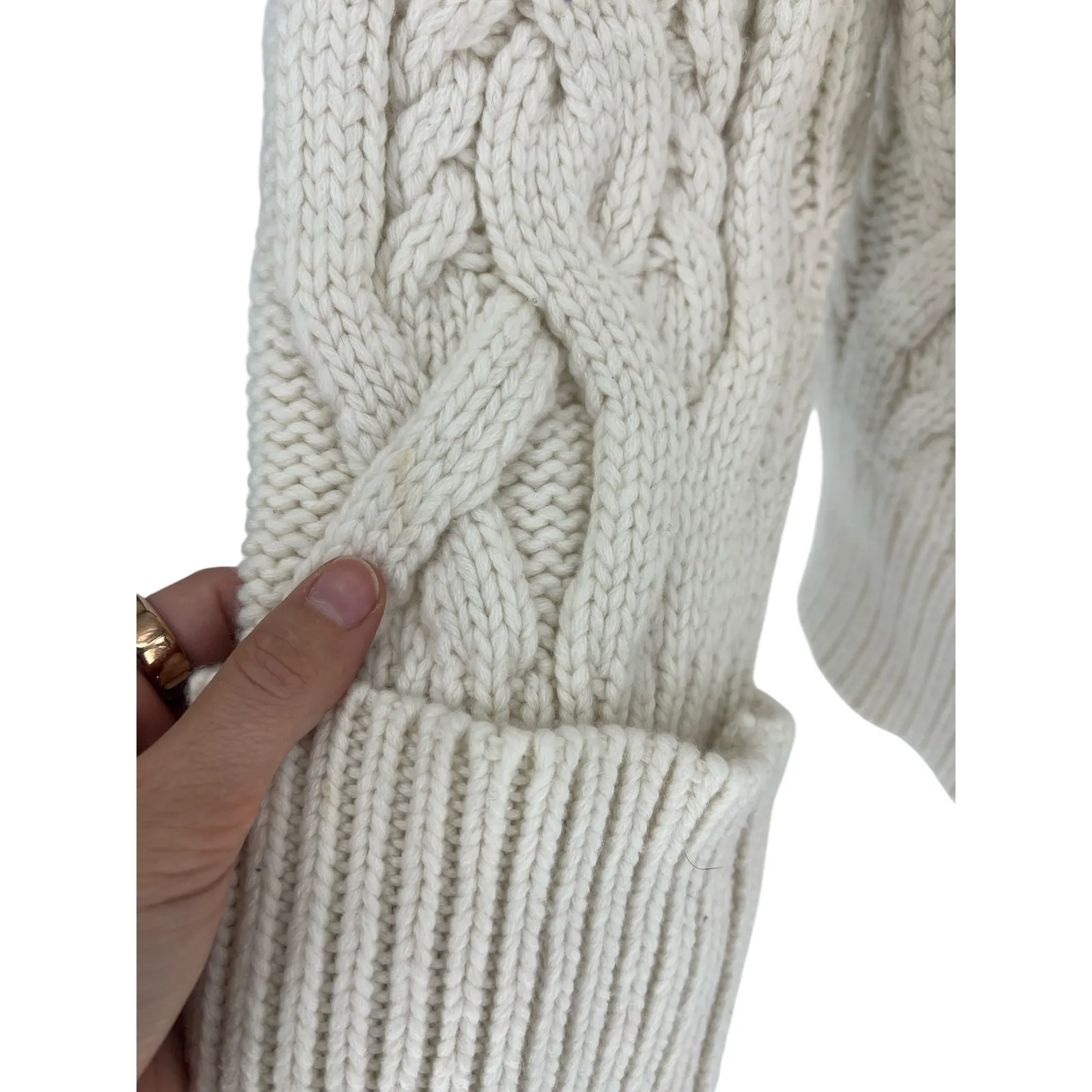Citizens of Humanity Zola Cable-knit Cashmere Turtleneck Sweater in Ivory - Image 12