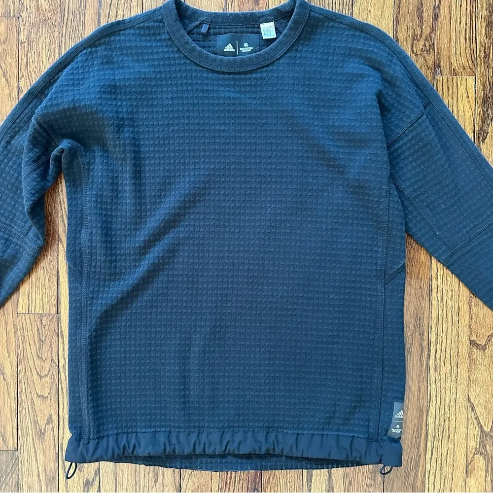 🦋 Adidas Reigning Camp Pullover Black Crewneck Sweater Medium - Image 4
