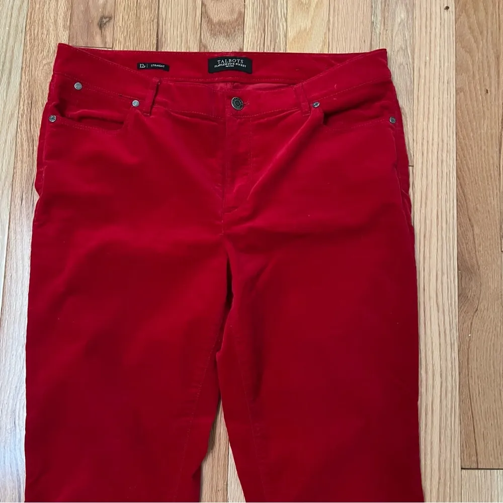 Talbots Five Pocket Slim Ankle Jeans are artfully designed for maximum style. - Image 4