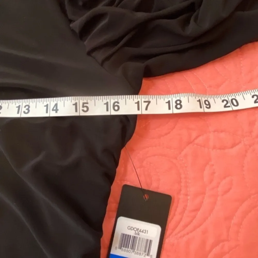 NWT Guess Dress Black Tight Fitting from top all way to the hem line Size XL - Image 8