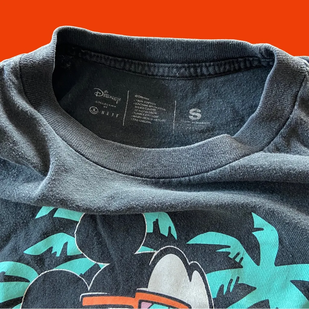 Neff Disney Mickey Mouse Tropical Beach Graphic T - Image 3
