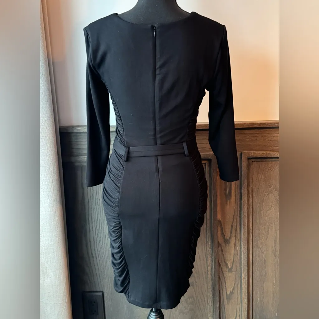 Carmen Marc Valvo Black Long Sleeve Dress with Gold Buckle Euc size small - Image 3